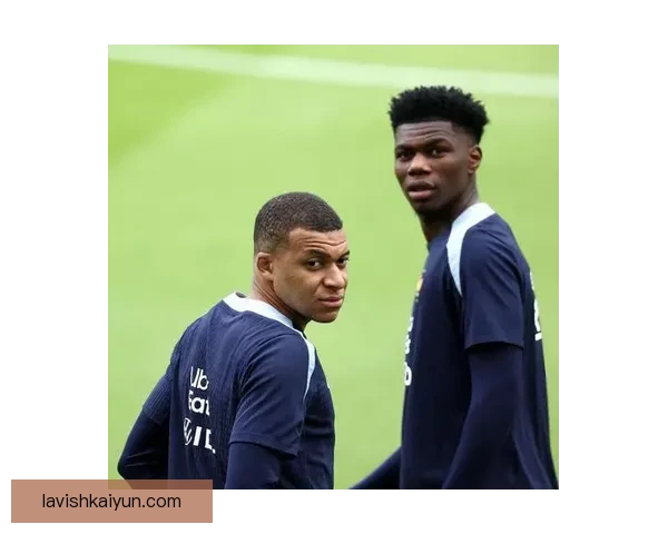 楚阿梅尼中场组合分析